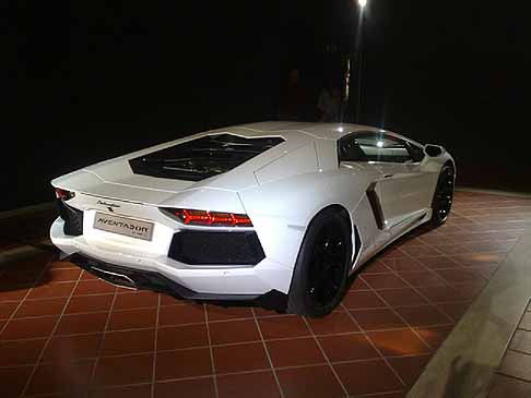 Lamborghini - Supercar Lamborghini Aventador LP 700-4 width=