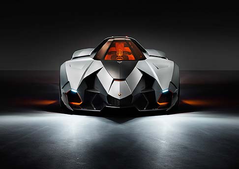 Lamborghini  - La Egoista è una monoposto ma rappresenta molto di più di una magnifica conclusione alla settimana di festeggiamenti. width=