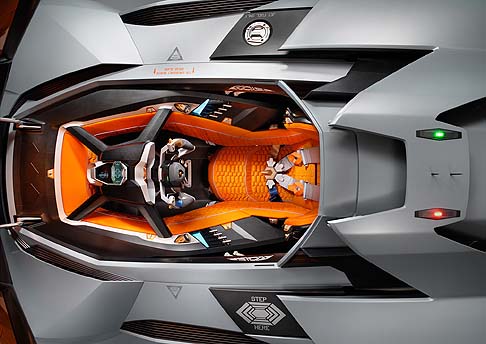 Lamborghini - Sull'eventuale futuro produttivo, invece, non sembrerebbe esserci spazio per le interpretazioni: la Lamborghini Egoista, sostengono a Sant'Agata Bolognese, rimarrà un sogno per tutti width=