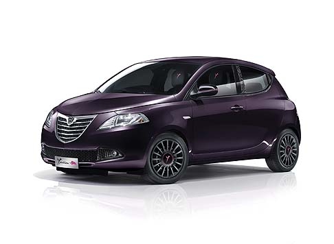 Lancia - A partire da giugno si aggiungeranno la nuova tinta Turchese e l’inedito bicolore Turchese/Nero Vulcano. width=