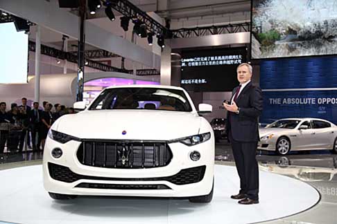 Maserati - La Maserati Levante si distingue per il tipico stile made in Italy, dove design, esclusività e performance si fondono per offrire un’auto unica. 