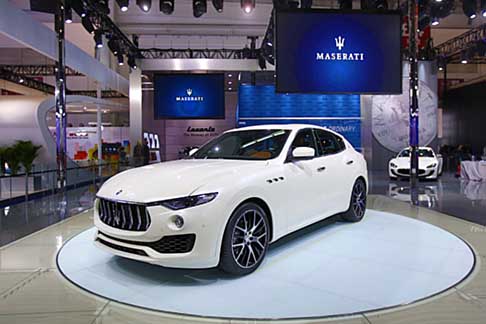 Maserati - La tecnologia è stata studiata per offrire le migliori performance in ogni condizione stradale grazie a sofisticate sospensioni.