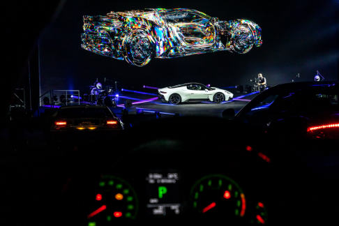 Maserati - La Maserati MC20, disponibile nelle configurazioni coupé e cabrio, può essere dotata di alimentazione elettrica