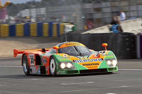 Mazda - Mazda 787B vince il lo status di leggendadella 24h di Le Mans width=