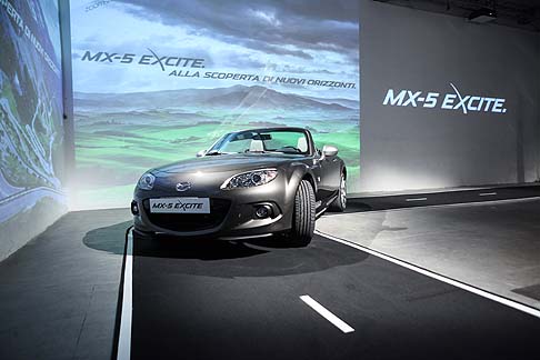 Mazda - Un 2013 davvero entusiasmante sul fronte delle vendite sta rendendo Mazda uno dei marchi più appetibili nel Vecchio Continente, nonostante la crisi economica imperante e l’imponente presenza di numerosi modelli sul mercato.  width=