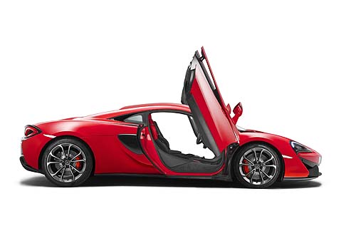 McLaren - Le modalità di guida sono tre, Normal, Sport e Track, quest'ultimo specifico per la pista. width=
