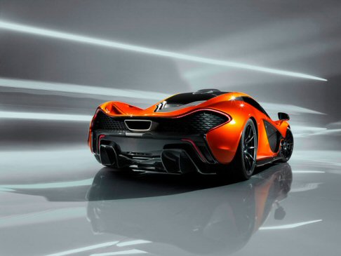 McLaren - Come le monoposto da gara, la vettura offrirà il sistema Kers, che permette di ottenere ancora più spinta propulsiva, consentendo di toccare la velocità massima di 385 km/h. width=