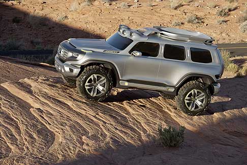 Mercedes - Mercedes Ener G Force ad idrogeno poi utilizzato per il funzionamento delle celle combustibili width=