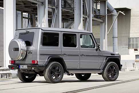 Mercedes-Benz - Mercedes-Benz Classe G «G 500» special “Edition Select” con ruota esterna sul posteriore width=
