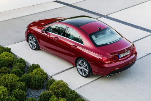 Mercedes-Benz - Il top della gamma è la versione CLA 250, il cui prezzo di listino è pari a 39.900 euro.  width=