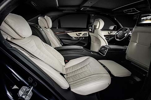Mercedes-Benz - La versione Maximum offre dotazioni altamente innovative. Troviamo cerchi in lega da 19 pollici multirazze, Fari ILS high Performance e il Pacchetto di sistemi di assistenza alla guida Plus, il Night View Assist PLUS ed il Pacchetto Comfort.  width=