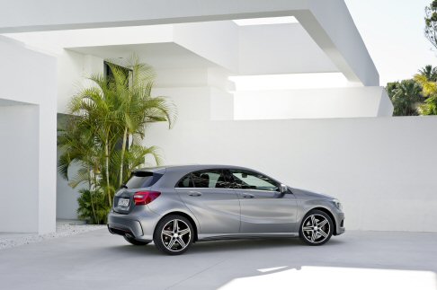 Mercedes - Il concorso A-design è un contest aperto ai designers e non che, suddivisi in due categorie, sono invitati a presentare le proprie idee su temi specifici.  width=