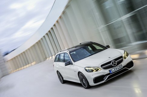 Mercedes-Benz - Una caratteristica peculiare è il Sound System Surround High End BeoSound AMG di Bang & Olufsen. width=