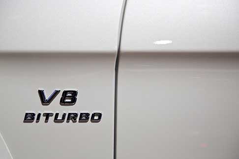 Mercedes - Mercedes GL 63 AMG V8 biturbo al Salone di Mosca width=