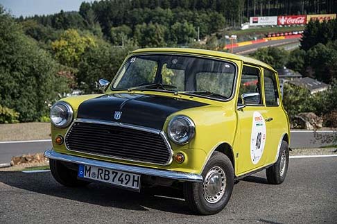 Mini - Appuntamento con la tradizione di Mini nell’evento Creme 21 Youngtimer Rally, il più grande rally annuale “youngtimer” d’Europa che prende il nome da un marchio di cosmetici cult degli anni Settanta. width=