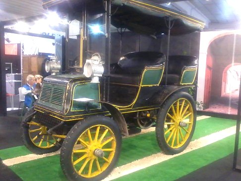 Auto e Moto Classiche - mitica Vermorel vettura francese giunta da Cagliari che compie 110 anni alla Fiera di Padova 2013 width=