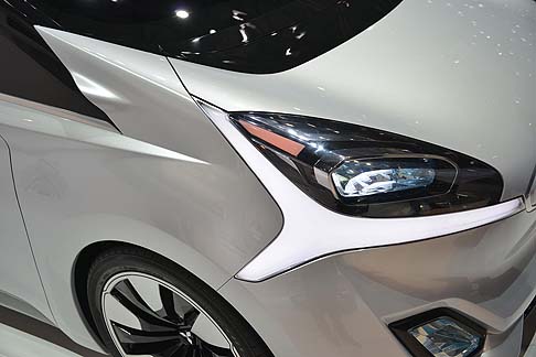 Mitsubishi - La concept CA-MiEV che rappresenta l’applicazione della tecnologia EV a veicoli compatti, destinati alla mobilità urbana.  width=