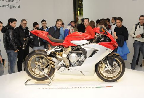 Agusta - Ineddita MV Agusta F3 bike da corsa al EICMA di Milano width=