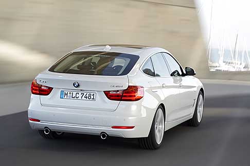 BMW - New BMW Serie 3 Gran Turismo posteriore berlina di lusso width=
