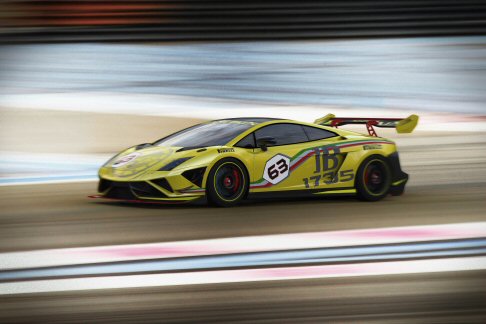 Lamborghini - Oltre ad essere tecnologicamente più avanzata, la Gallardo rappresenta una delle vetture da corsa più efficienti dal punto di vista del rapporto qualità-prezzo.  width=