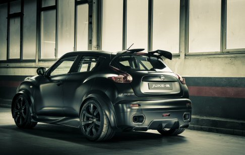 Nissan - Presentate in anteprima italiana, le vetture Juke Nismo e e-NV200 svelano le diverse anime di un marchio proiettato verso il futuro, la cui strategia rivolta alla innovazione sta raccogliendo risultati incoraggianti. width=