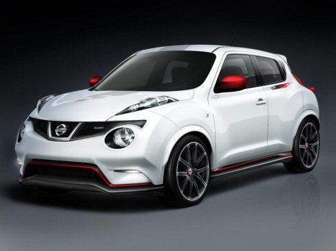 Nissan - Ma lo stand del marchio prevede la presenza anche di molti modelli prodotti in serie aggiornati o riproposti in versioni speciali. width=