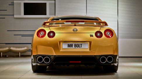 Nissan - L'auto sarà costruita in base alle specifiche tecniche previste nel Paese di residenza del vincitore dell'asta. width=