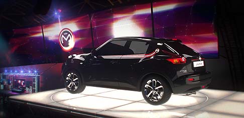 Nissan - La vettura, realizzata in collaborazione con l’emittente radiofonica m2o, è destinata ad un target di clientela giovane, dinamico e attento alle tendenze modaiole, e punta quindi su un design dal forte appeal. width=