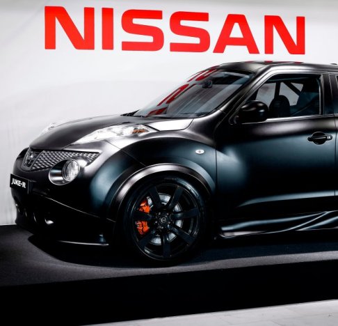 Nissan - Nissan Juke R con motore 6 cilindri a V doppio Turbo, da ben 480 CV width=