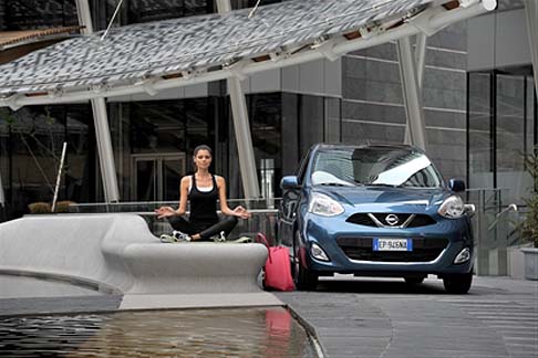 Nissan - La Nuova Micra include inoltre il più recente sistema di navigazione satellitare e comunicazione NissanConnect, con nuove caratteristiche. width=
