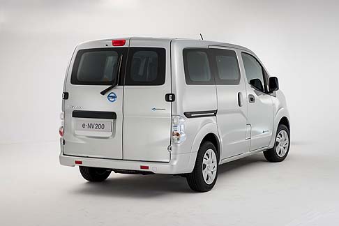 Nissan - Il modello eNV200 sarà esportato in ben 19 mercati internazionali, tra cui anche il Giappone. width=