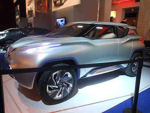 Nissan - Nissan Terra Concept car SUV elettrico in anteprima Italiana H2Roma width=