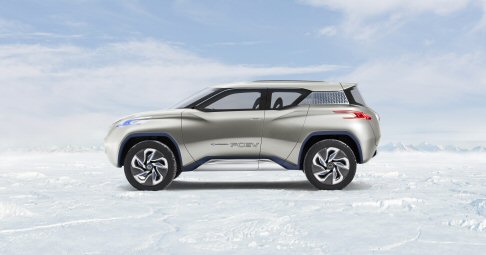 Nissan - Destinato ad essere “il solo e unico SUV a emissioni zero”, TeRRA raccoglie l’eredità dei modelli Murano e Qashqai, e di un ampio know-how in materia di mobilità elettrica. width=