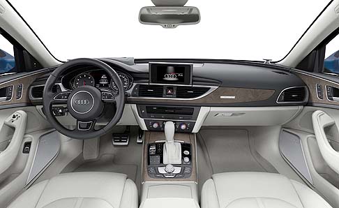 Audi - I nuovi modelli di A6 offrono una gamma di equipaggiamenti che comprende il sistema di navigazione MMI plus con MMI touch. Dotato di un monitor da otto pollici. width=