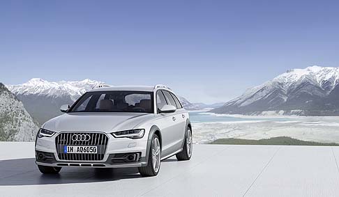 Audi - Nella nuova Audi A6 allroad quattro, che condivide la piattaforma tecnica della A6 Avant, la carrozzeria ha una maggiore altezza dal suolo. width=