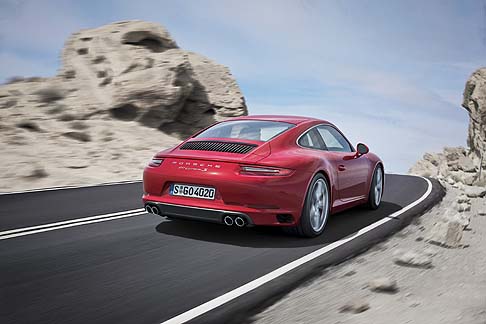 Porsche - Nei nuovi modelli 911 Carrera è presente, di serie, il Porsche Communication Management System (PCM) . width=