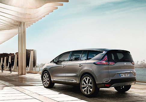 Renault - La modularità cinque e sette posti è stata riprogettata puntando su una particolare attenzione ad ogni dettaglio. width=