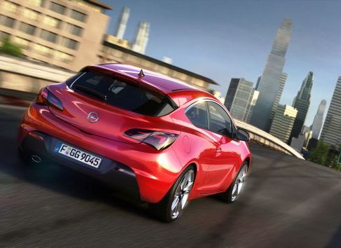 Opel - Nuova immagini della Opel Astra GTC 2012 width=