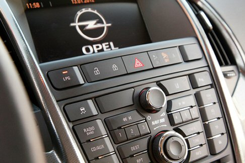 Opel - Per l’autunno 2012, la gamma Opel GPL-TECH si amplierà con le versioni 1.4 GPL-TECH Turbo di Zafira Tourer e Insignia.  width=