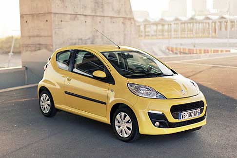 Peugeot - New Peugeot 107 restayling con luci diurne orizzontali a Led width=