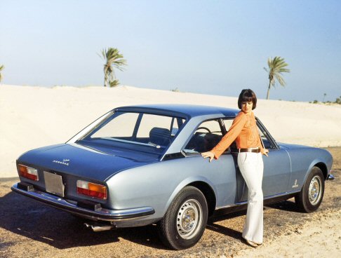 Peugeot - Sulla passerella dedicata saranno presenti alcune evoluzioni della Peugeot 205, riferimento dell’attuale 208, particolarmente apprezzata dal mercato italiano. width=