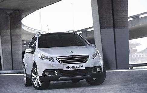 Peugeot - Si preannuncia una vetrina da assoluta protagonista per il brand Peugeot, che nell’83esimo Salone di Ginevra svela la sua strategia per contendere fette di mercato nel segmento delle vetture green e tecnologiche. width=