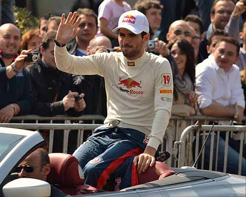 Red Bull - Pilota di F1 Jaime Alguersuari spagnolo della Toro Rosso width=