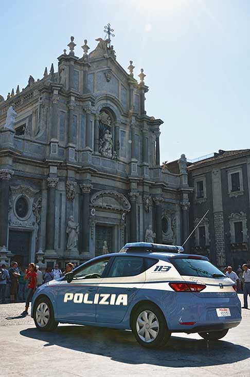 Stop contrassegno assicurativo - RC Auto spariranno dai parabrezza, in applicazione del decreto del Ministero dello Sviluppo Economico (9 ago 2013 n° 110) che ha avviato la cosiddetta dematerializzazione, facendo cadere per gli automobilisti l´obbligo di espore il tagliando giallo