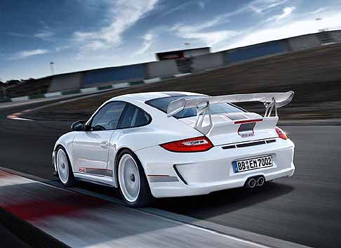 Porsche - Porsche 911 GT3 RS 4.0 posteriore con alettone sportivo width=