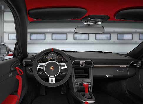 Porsche - Porsche 911 GT3 RS 4.0 volante vettura ed interni width=