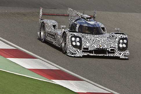 Porsche - Porsche 919 Hybrid endurance MY 2014 auto da corsa width=