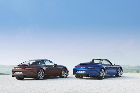 Porsche - Il brand tedesco assicura una dinamica di guida ottimizzata e una grande versatilità in ogni condizione stradale. width=