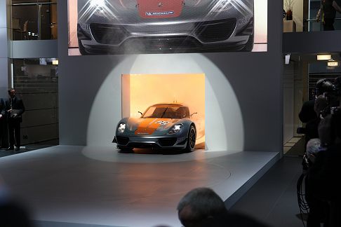 Porsche - Porsche Carrera 918 RSR concept width=