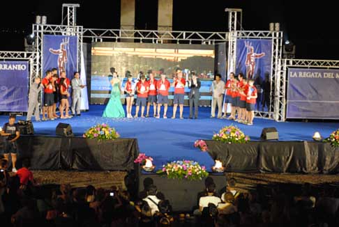 Reggio Calabria - Premiazione finale nello splendito scenario dell'Arena dello Stretto a Reggio Calabria per la Regata del Mediterraneo width=